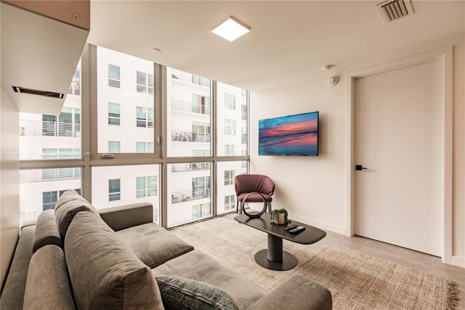 Stylish Stay In The Heart Of Miami - Walk To Bayside & Bayfront Park 迈阿密 外观 照片